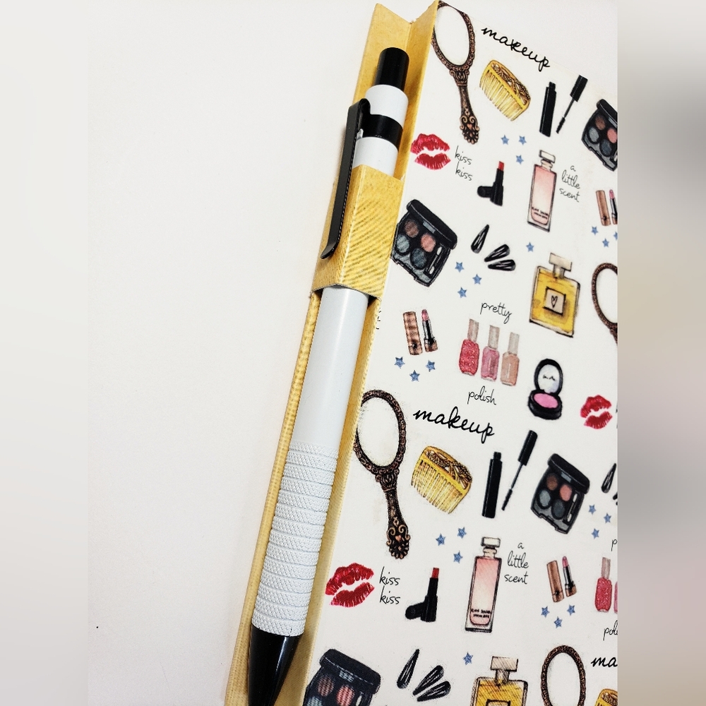 Makeup Notebook - Picture 4 of 7
